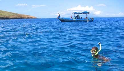 molokini rafting water crater snorkel maui snorkeling crowds without enjoy