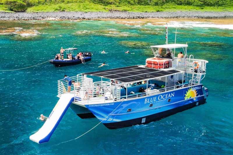 catamaran in kauai