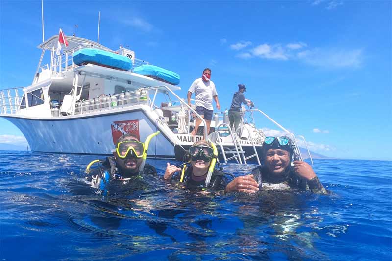 Maui Diamond Scuba Image