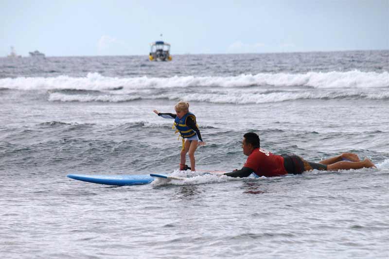 Book Maui Surf Lessons - Swell Maui Surf Lessons