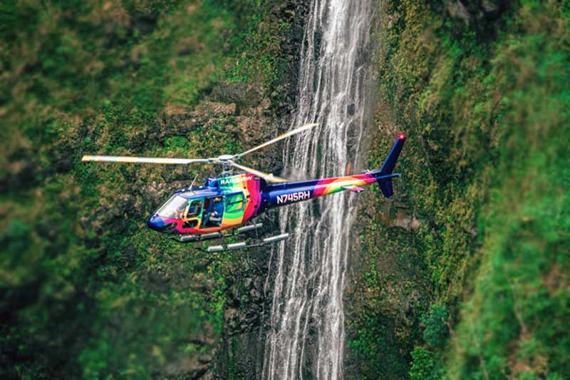 Rainbow Helicopters Image